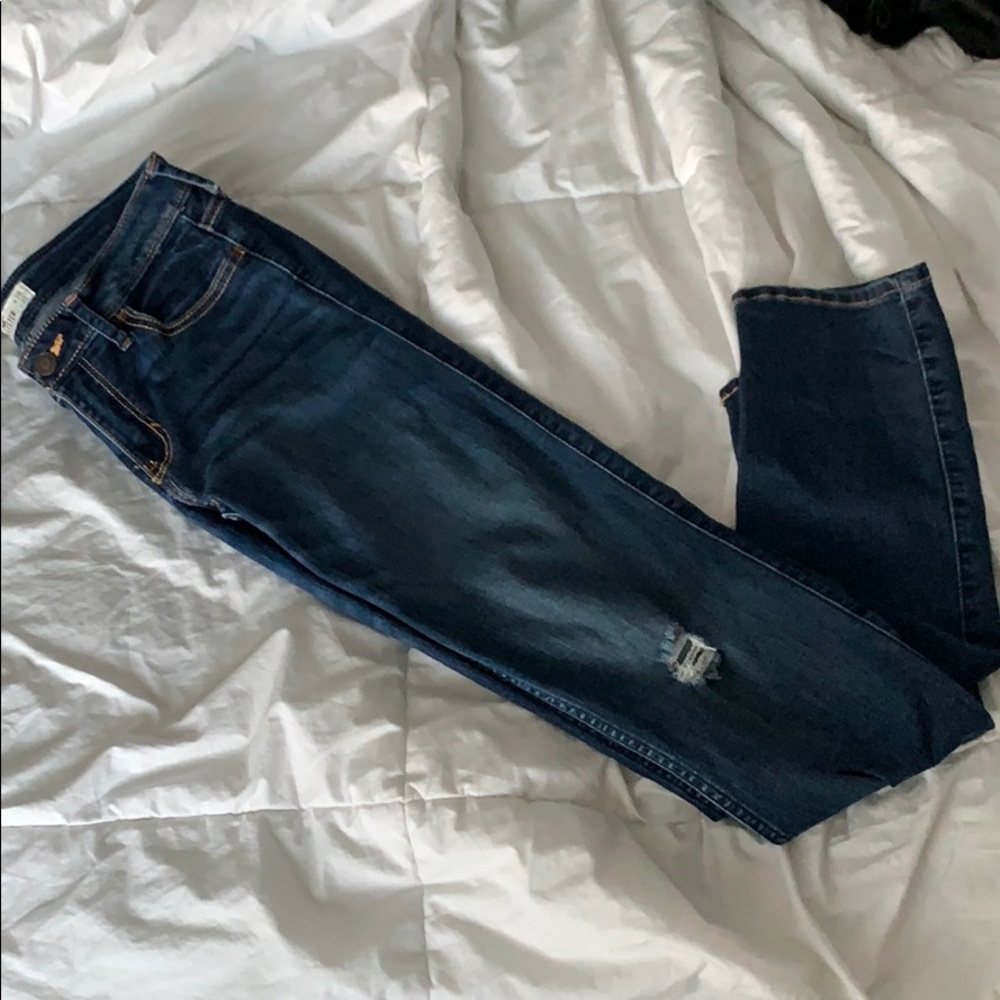 Hollister denim jeans! Perfect condition.